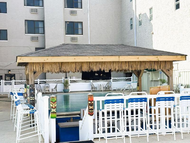 Oceanic Hotel