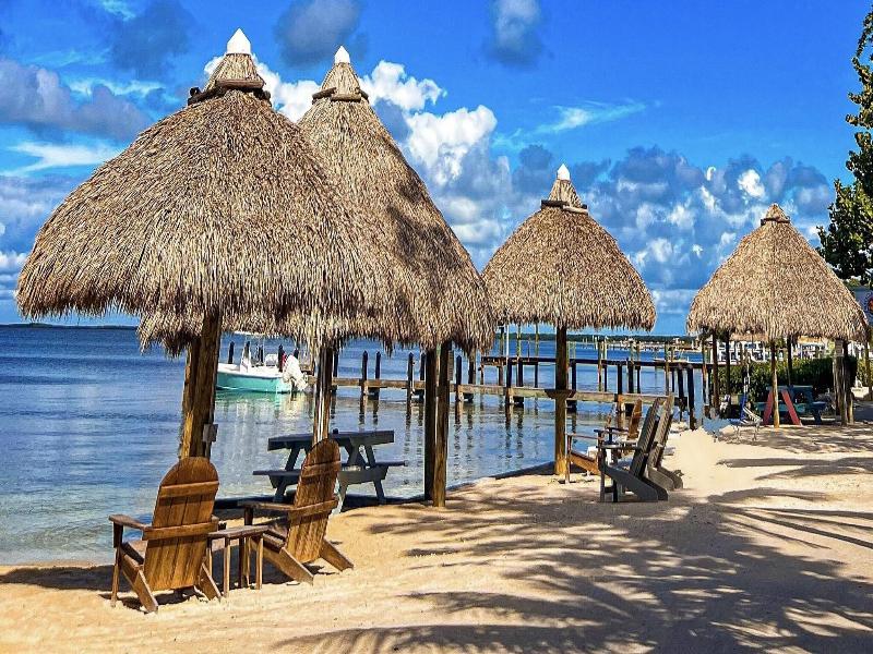 Sunset Cove Beach Resort