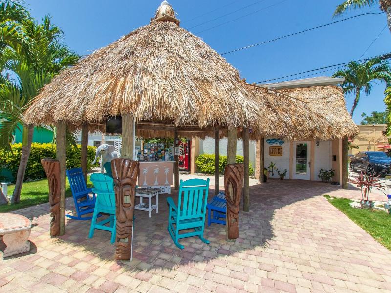 Sunset Cove Beach Resort