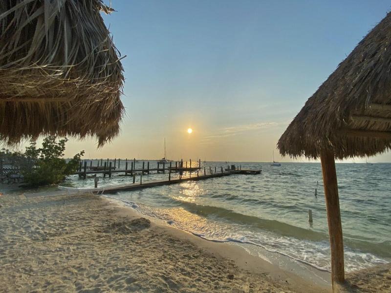 Sunset Cove Beach Resort