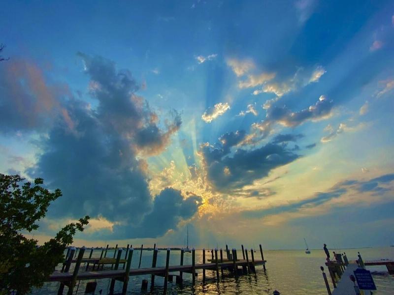 Sunset Cove Beach Resort