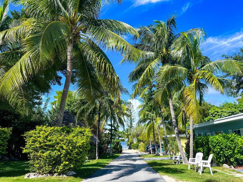 Sunset Cove Beach Resort