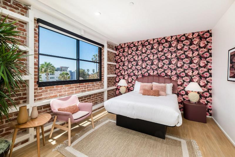The Brick Hotel image