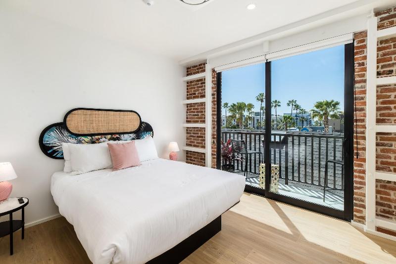 The Brick Hotel image