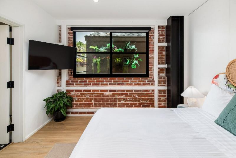 The Brick Hotel image