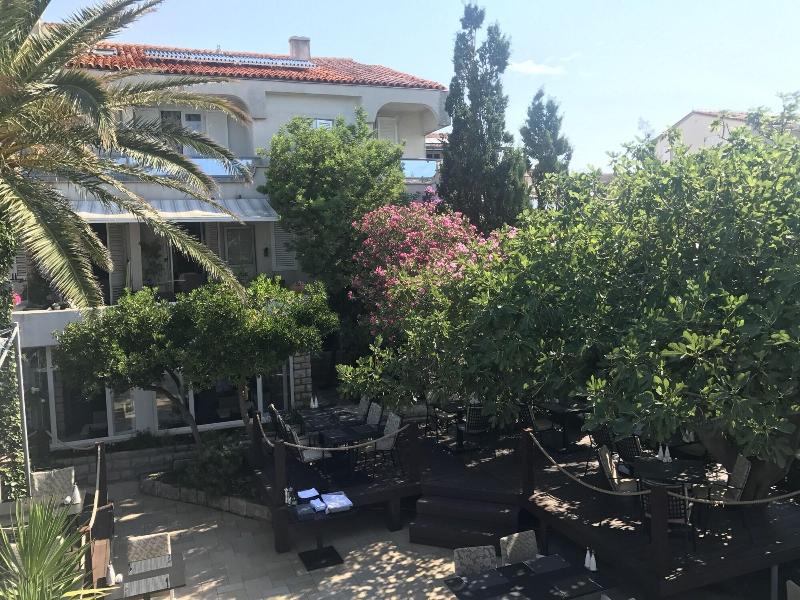 Guesthouse Punta Mira Beachfront image