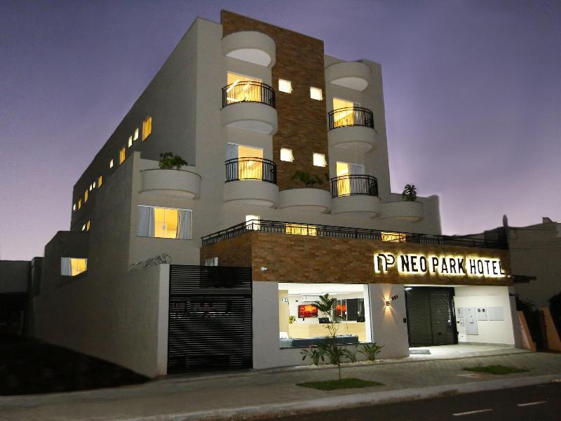 Neo Park Hotel