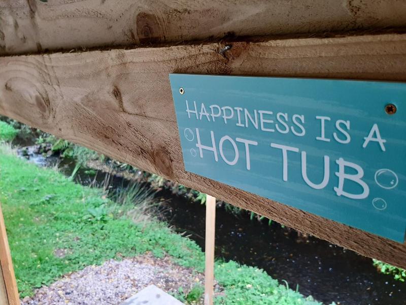 Luxury Shepherds Hut With Spa Hot Tub On Anglesey image