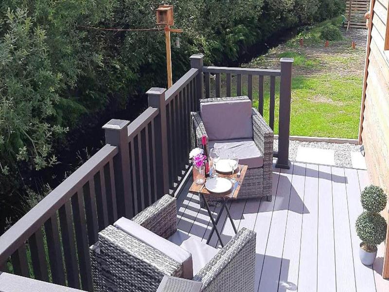 Luxury Shepherds Hut With Spa Hot Tub On Anglesey image