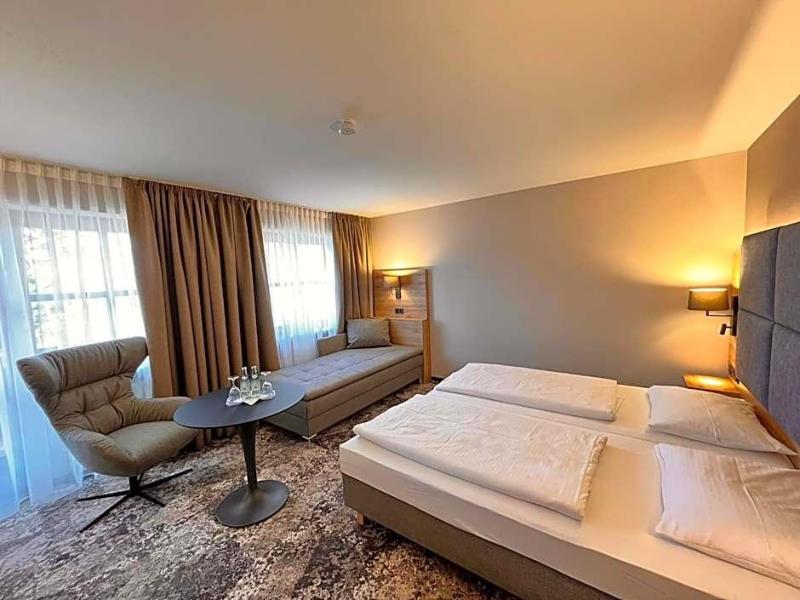 Appartement Hotel Holzl image