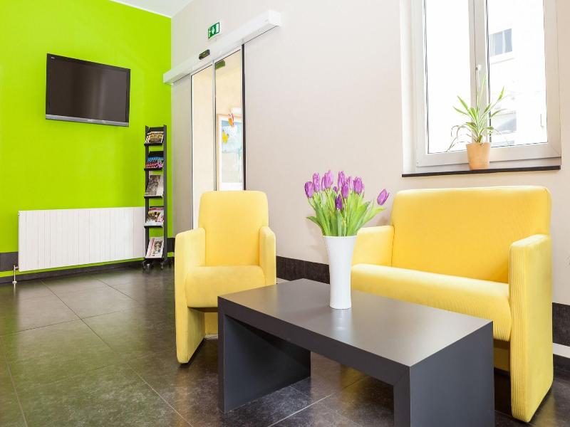 Hotel Mit Mensch image