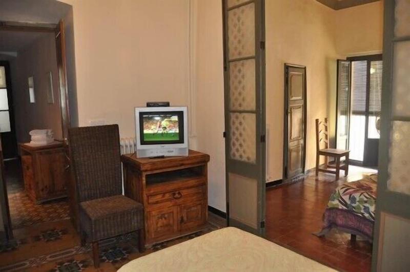 Casa Cundaro image