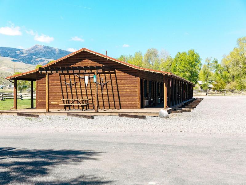 The Longhorn Ranch Lodge And Rv Resort