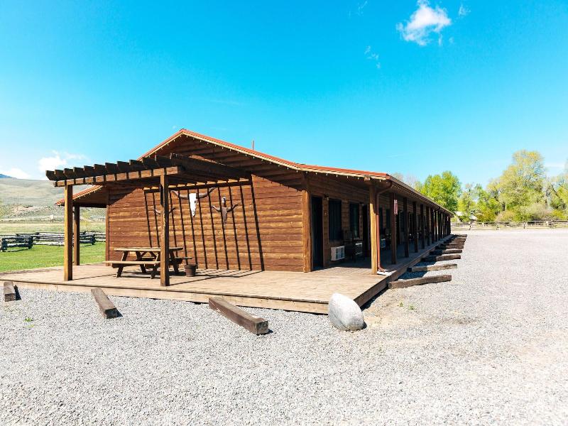 The Longhorn Ranch Lodge And Rv Resort