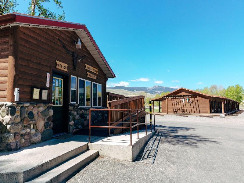 The Longhorn Ranch Lodge And Rv Resort