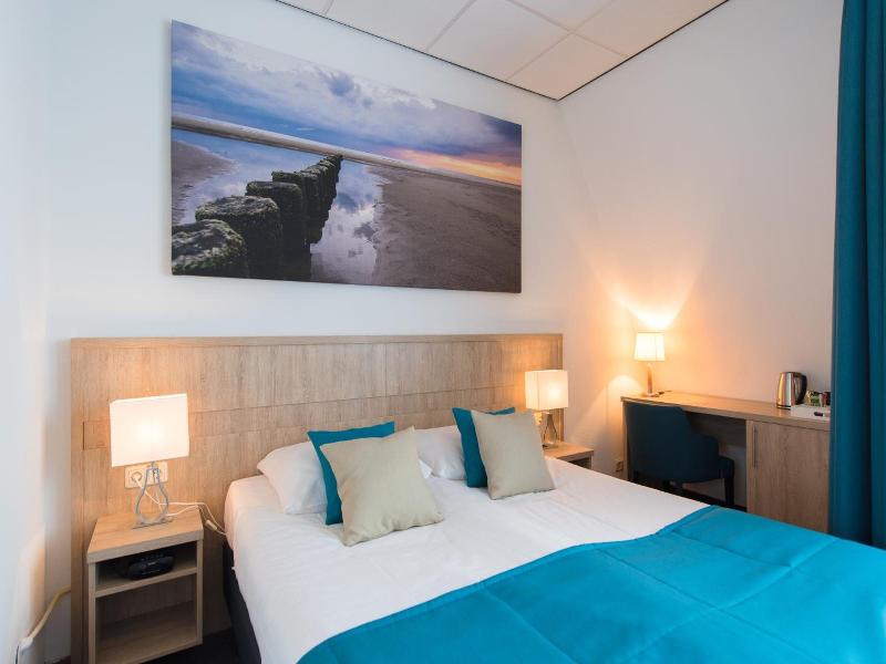 Hotel Nes image