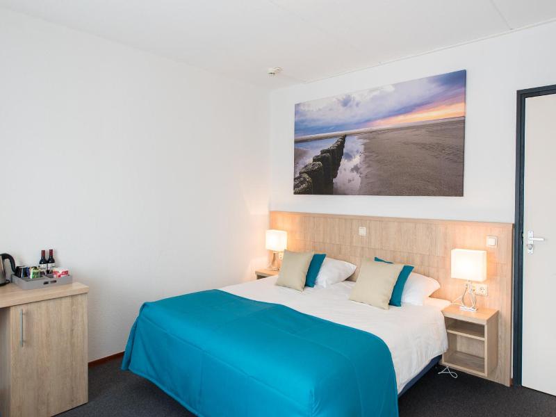 Hotel Nes image