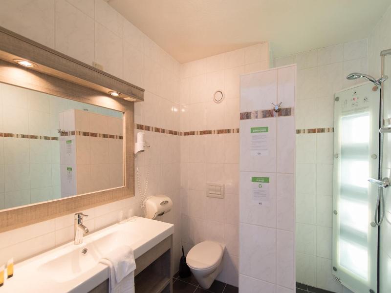 Hotel Nes image