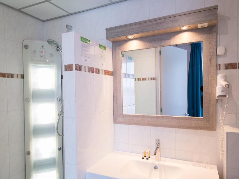 Hotel Nes image