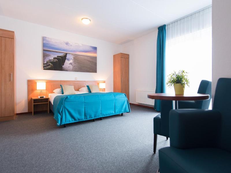 Hotel Nes image