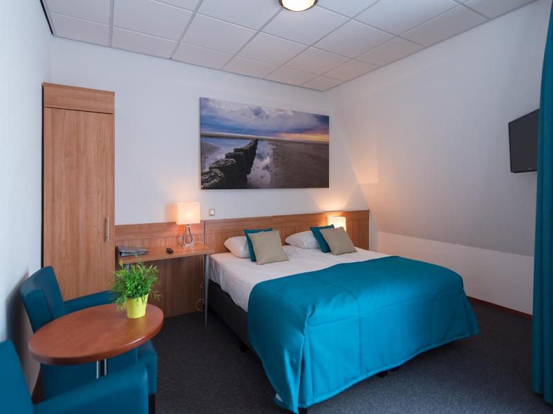 Hotel Nes image