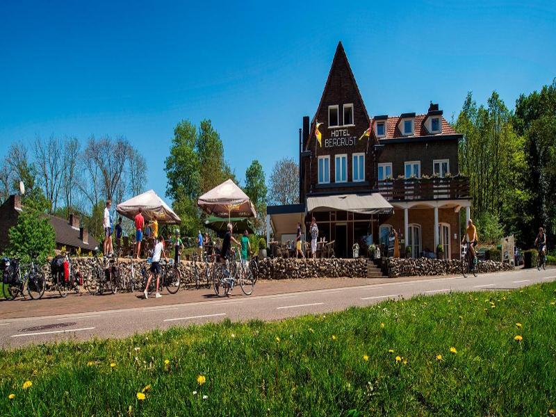 Hotel Bergrust image
