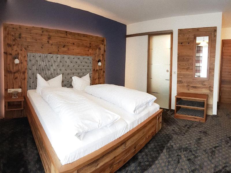 Hotel Gasthof Zum Oberen Wirt image