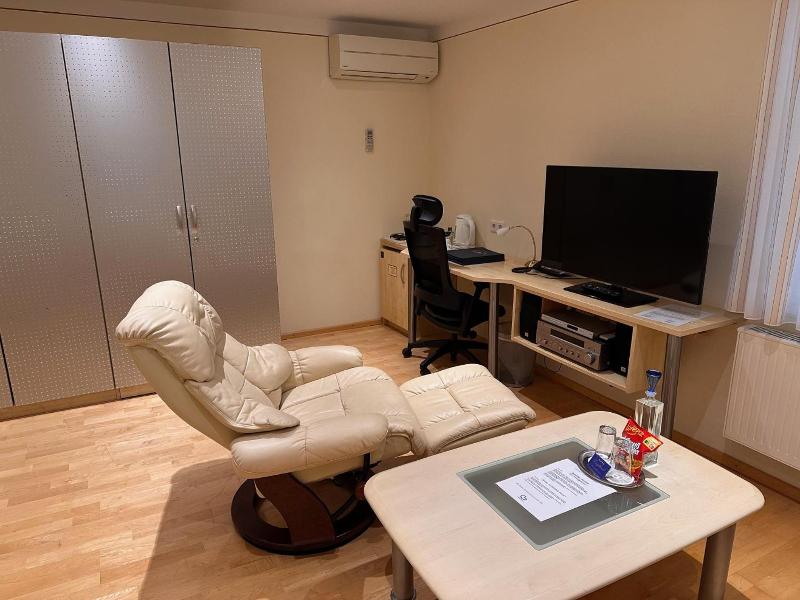 Landhotel Garni Engelhard image