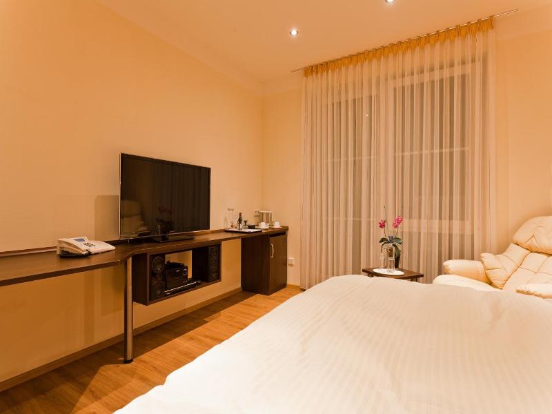 Landhotel Garni Engelhard image