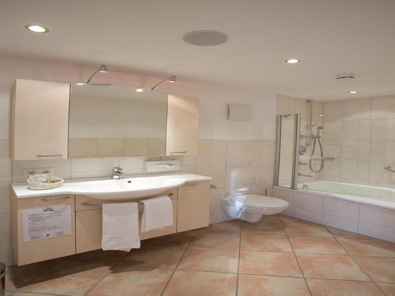 Landhotel Garni Engelhard image