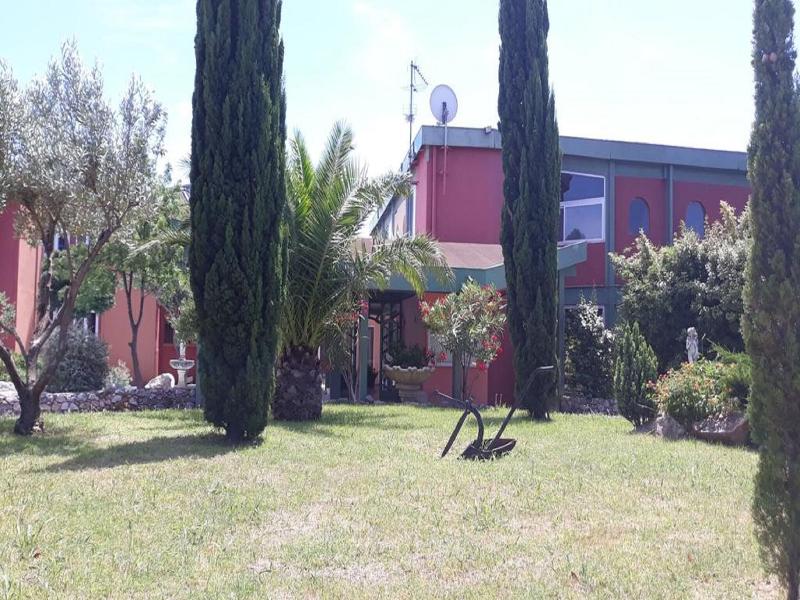 Tropic Hotel image