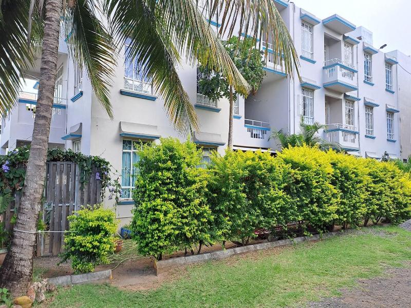 Allamanda Studios And Apartments image