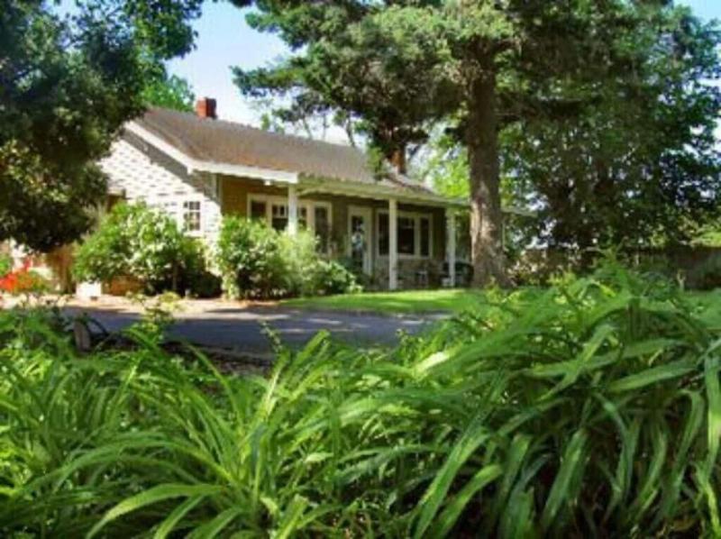 Cottage On Armstrong image