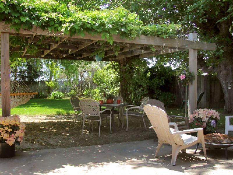 Cottage On Armstrong image