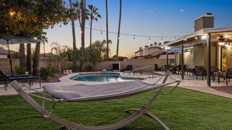 Hotel Modern And Stylish Remodeled 4 Bdrm W Htd Pool