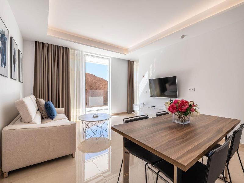 Grand Horizon Resort Boutique image