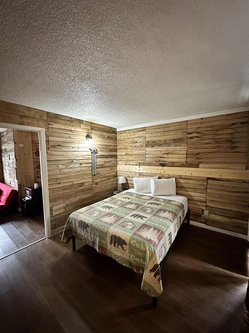 Ski Mountain Lodge image