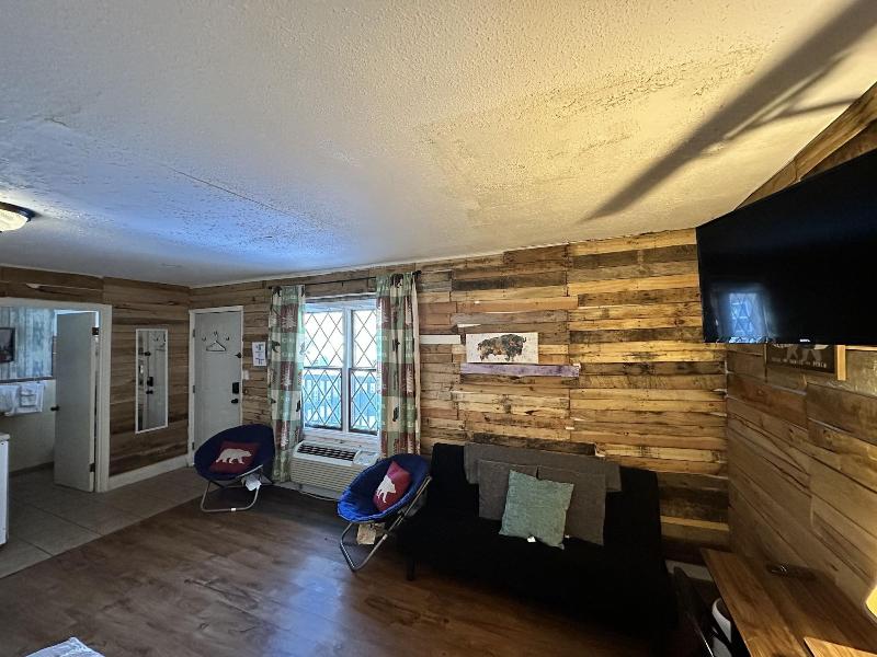Ski Mountain Lodge image