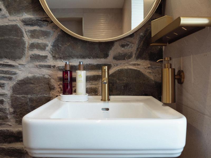 Port Na Craig Inn image