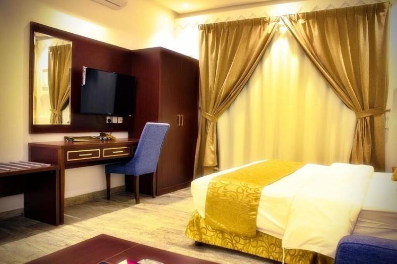 Al Muteb Suites Heritage Hotel image