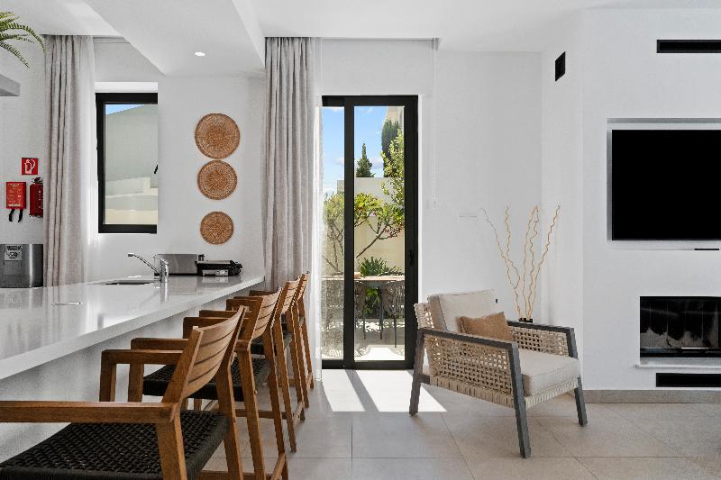 Periyiali Konnos Villas Beach Resort image
