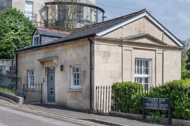 Bath Circle Camden Lodge House image