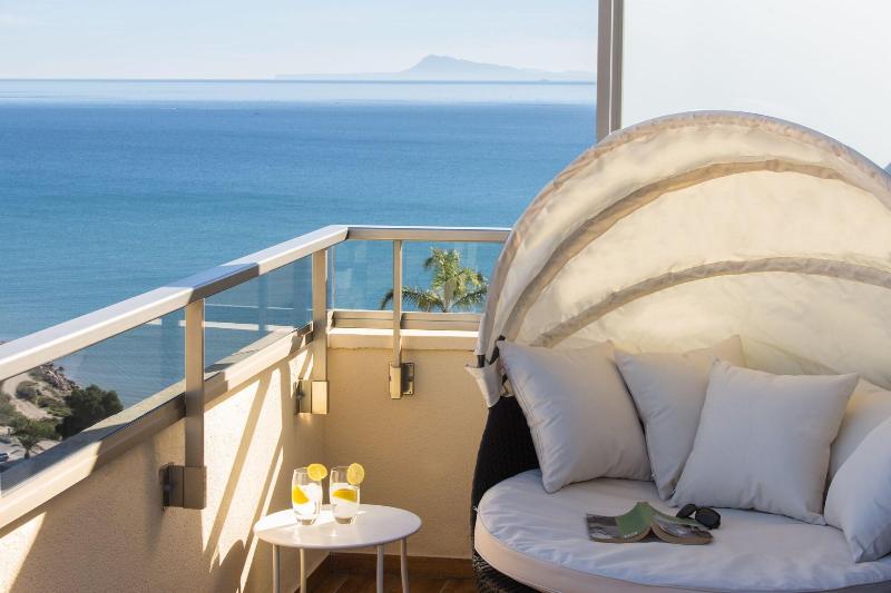 Four Seasons Penthouse Cullera image