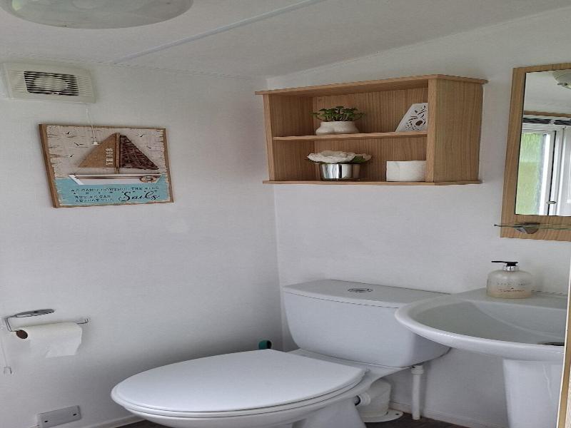 Inside No 9 Retreat image