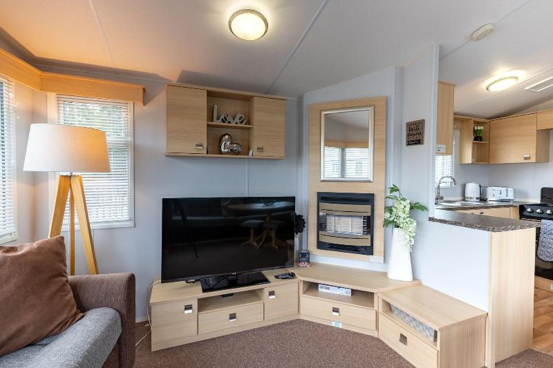 Inside No 9 Retreat image