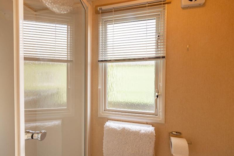 Inside No 9 Retreat image