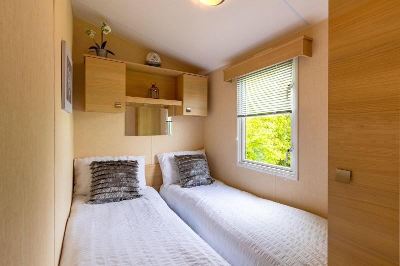Inside No 9 Retreat image