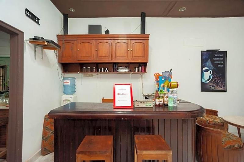 Reddoorz Syariah Jalan Kh Mas Mansur Lampung image