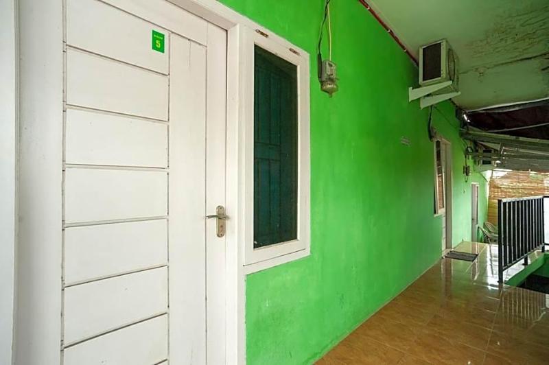 Reddoorz Syariah Jalan Kh Mas Mansur Lampung image