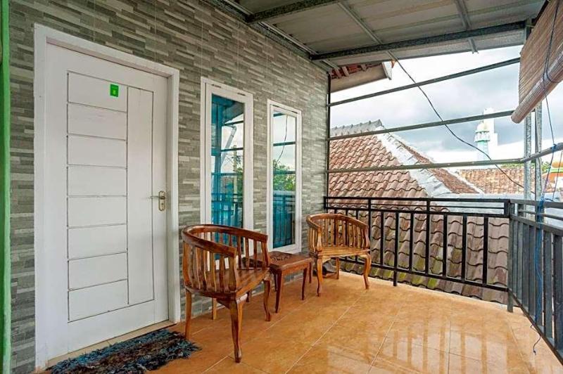 Reddoorz Syariah Jalan Kh Mas Mansur Lampung image